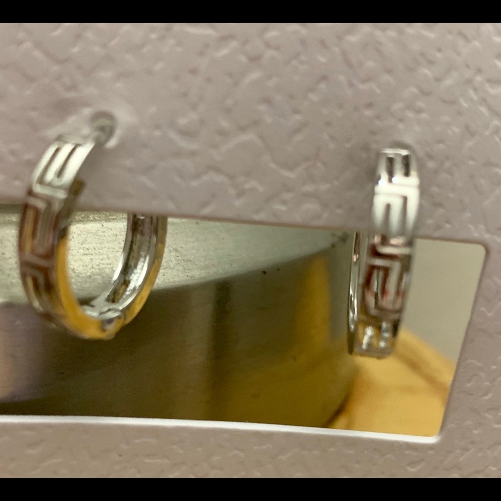 Essential hoops - Picture 3 of 3
